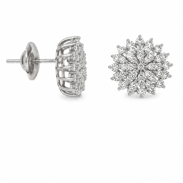 Brinco Chuveiro Flor com Brilhantes em Ouro Branco